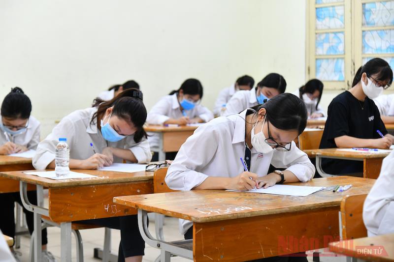 Đồng hành cùng con trong kỳ thi tốt nghiệp THCS